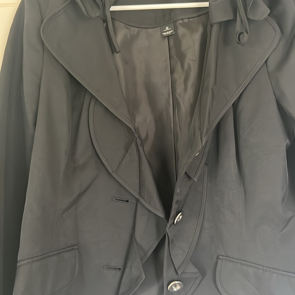 Black lightweight jacket ruffles from Black House White market medium women’s - Picture 5 of 8